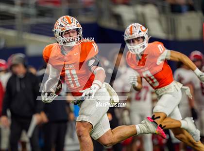 Thumbnail 1 in Celina vs. Kilgore (UIL 4A Division I Football Final) photogallery.