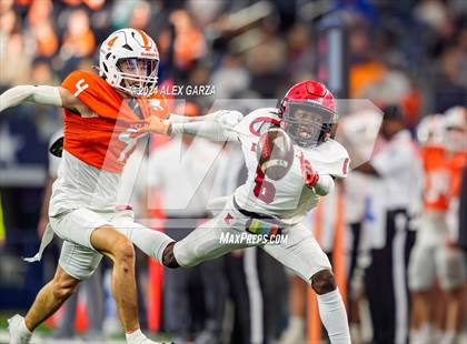 Thumbnail 2 in Celina vs. Kilgore (UIL 4A Division I Football Final) photogallery.
