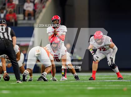 Thumbnail 2 in Celina vs. Kilgore (UIL 4A Division I Football Final) photogallery.