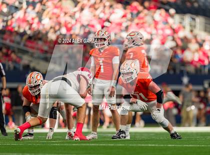 Thumbnail 2 in Celina vs. Kilgore (UIL 4A Division I Football Final) photogallery.