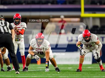 Thumbnail 3 in Celina vs. Kilgore (UIL 4A Division I Football Final) photogallery.