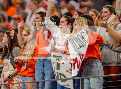 Thumbnail 2 in Celina vs. Kilgore (UIL 4A Division I Football Final) photogallery.