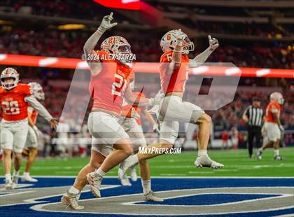 Thumbnail 3 in Celina vs. Kilgore (UIL 4A Division I Football Final) photogallery.