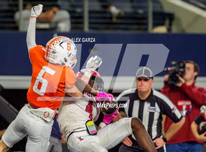 Thumbnail 3 in Celina vs. Kilgore (UIL 4A Division I Football Final) photogallery.