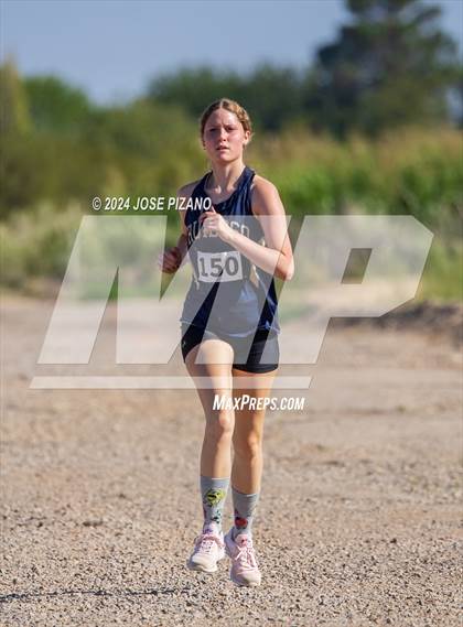 Thumbnail 2 in Alamogordo Cross Country Meet photogallery.