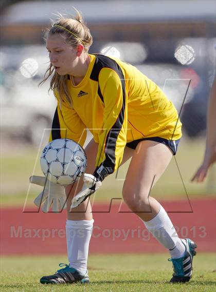 Thumbnail 2 in Lamar vs. Brazoswood (Pearland Shootout) photogallery.
