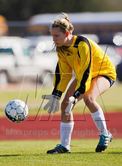 Thumbnail 1 in Lamar vs. Brazoswood (Pearland Shootout) photogallery.