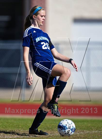 Thumbnail 3 in Lamar vs. Brazoswood (Pearland Shootout) photogallery.