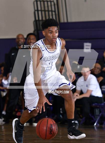 Thumbnail 2 in Sacramento vs. Clovis North (St. Hope Elite Classic) photogallery.