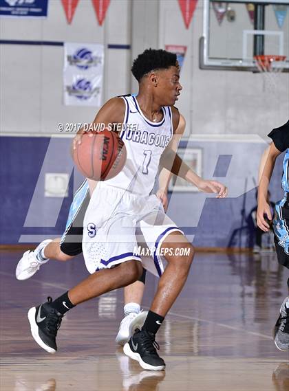 Thumbnail 3 in Sacramento vs. Clovis North (St. Hope Elite Classic) photogallery.