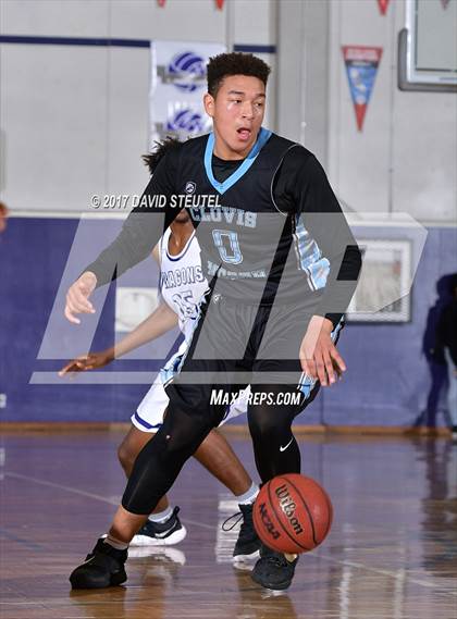 Thumbnail 3 in Sacramento vs. Clovis North (St. Hope Elite Classic) photogallery.