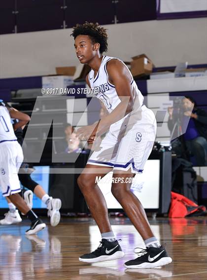Thumbnail 2 in Sacramento vs. Clovis North (St. Hope Elite Classic) photogallery.
