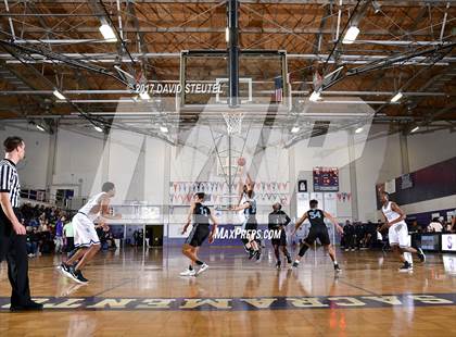 Thumbnail 1 in Sacramento vs. Clovis North (St. Hope Elite Classic) photogallery.