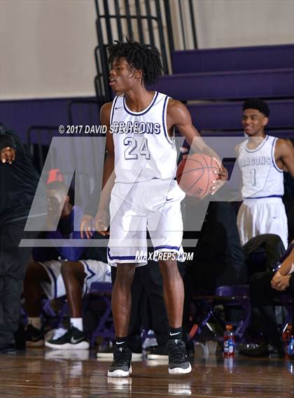 Thumbnail 2 in Sacramento vs. Clovis North (St. Hope Elite Classic) photogallery.