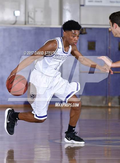 Thumbnail 2 in Sacramento vs. Clovis North (St. Hope Elite Classic) photogallery.