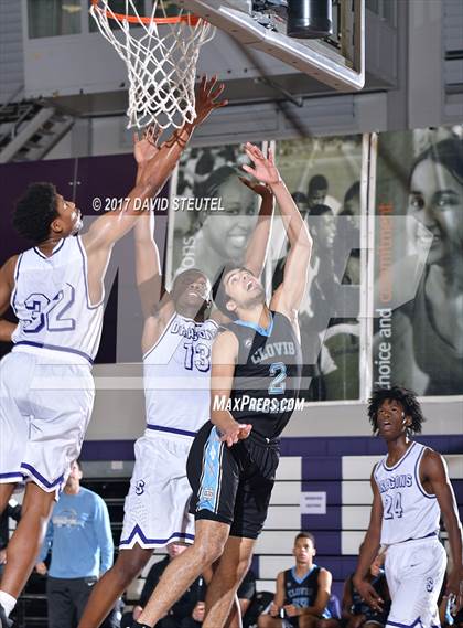 Thumbnail 1 in Sacramento vs. Clovis North (St. Hope Elite Classic) photogallery.