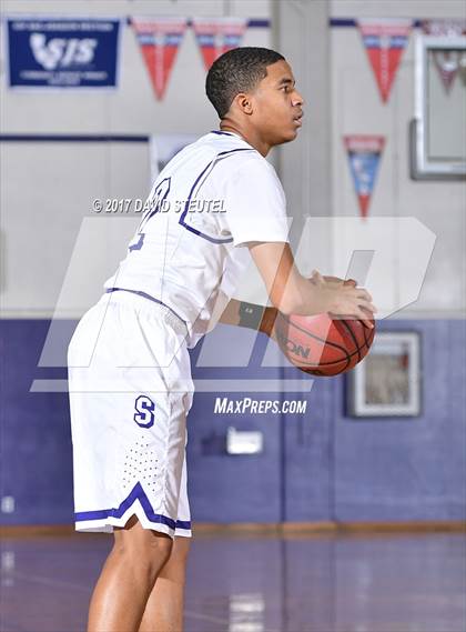 Thumbnail 2 in Sacramento vs. Clovis North (St. Hope Elite Classic) photogallery.