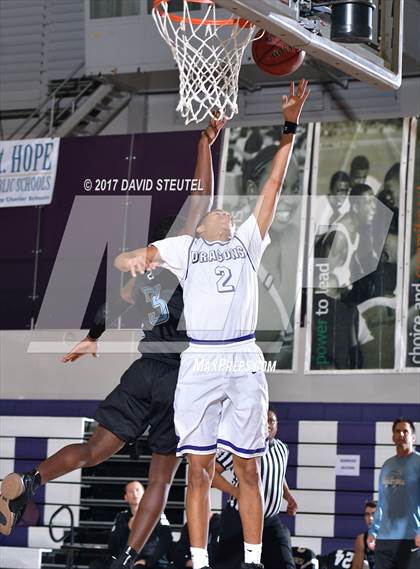 Thumbnail 2 in Sacramento vs. Clovis North (St. Hope Elite Classic) photogallery.