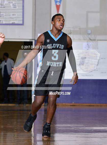 Thumbnail 1 in Sacramento vs. Clovis North (St. Hope Elite Classic) photogallery.