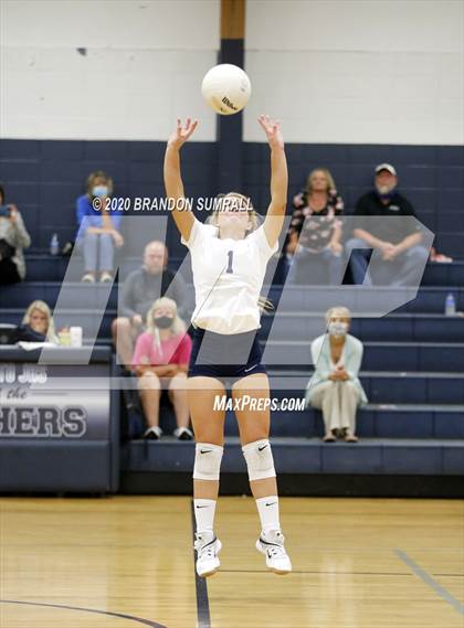 Thumbnail 1 in Holtville @ Jemison photogallery.