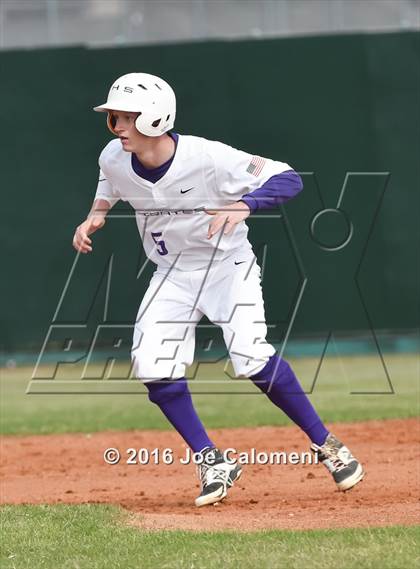 Thumbnail 3 in Roosevelt [Theodore] vs Granbury (NEISD Tournament) photogallery.