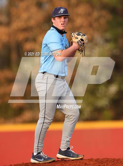 Thumbnail 3 in Pope @ Lassiter photogallery.