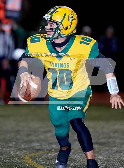 Thumbnail 3 in Casa Roble @ Vanden (CIF SJS D4 Semifinal) photogallery.