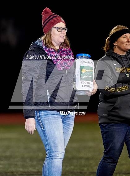 Thumbnail 2 in Casa Roble @ Vanden (CIF SJS D4 Semifinal) photogallery.