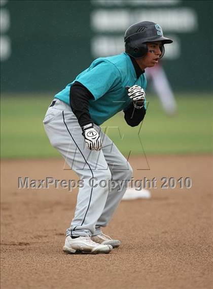 Thumbnail 3 in Sheldon vs North (Fresno Easter Classic) photogallery.