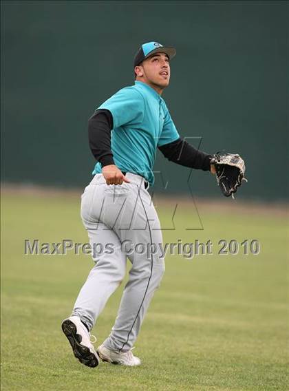 Thumbnail 2 in Sheldon vs North (Fresno Easter Classic) photogallery.