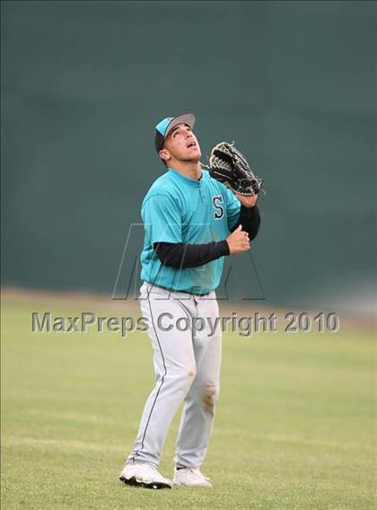 Thumbnail 3 in Sheldon vs North (Fresno Easter Classic) photogallery.