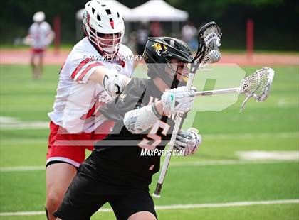 Thumbnail 1 in Daniel Hand vs. Cheshire (CIAC Class M Final) photogallery.