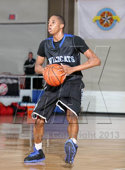 Thumbnail 2 in Dekaney [Andy] vs. Judson (McDonald's Texas Invitational) photogallery.