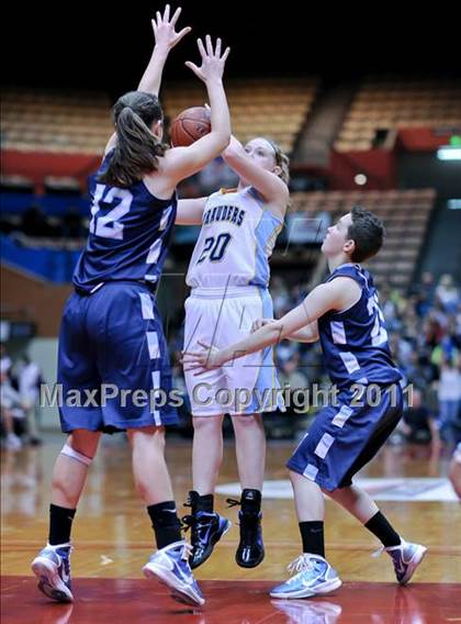Thumbnail 1 in Monache vs. Yosemite (CIF CS D2 Final) photogallery.