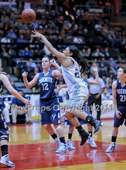 Thumbnail 1 in Monache vs. Yosemite (CIF CS D2 Final) photogallery.