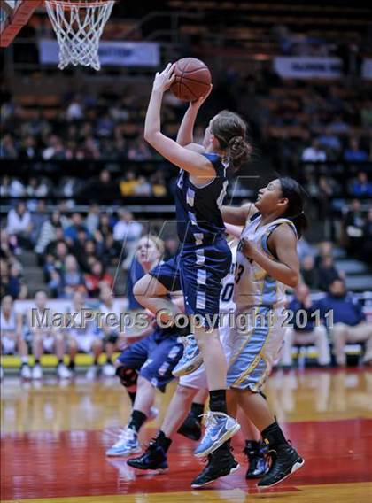 Thumbnail 3 in Monache vs. Yosemite (CIF CS D2 Final) photogallery.