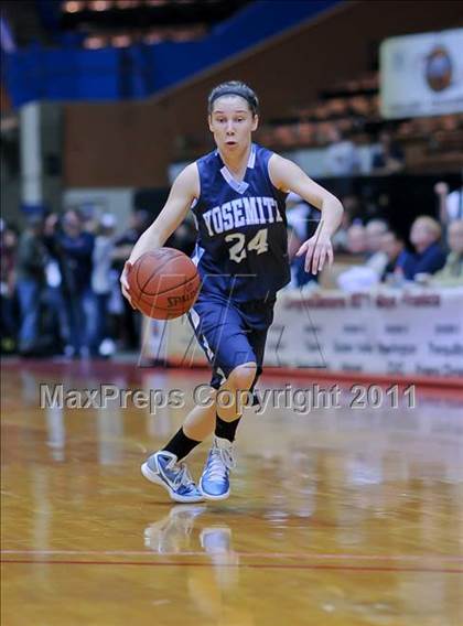 Thumbnail 1 in Monache vs. Yosemite (CIF CS D2 Final) photogallery.