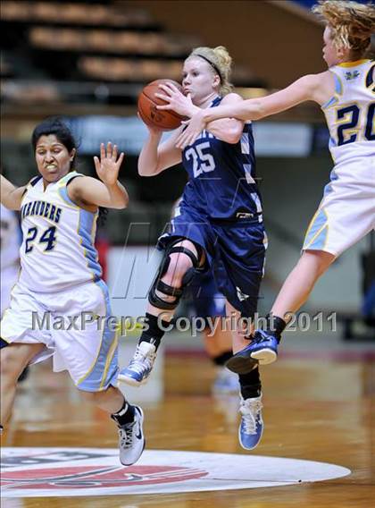 Thumbnail 3 in Monache vs. Yosemite (CIF CS D2 Final) photogallery.