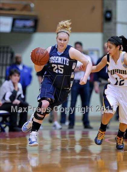 Thumbnail 2 in Monache vs. Yosemite (CIF CS D2 Final) photogallery.