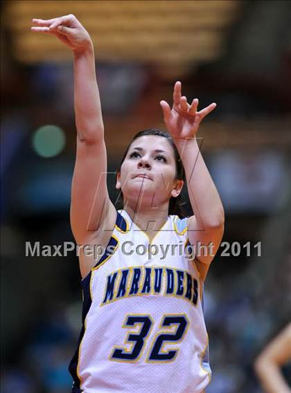 Thumbnail 1 in Monache vs. Yosemite (CIF CS D2 Final) photogallery.