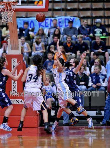 Thumbnail 3 in Monache vs. Yosemite (CIF CS D2 Final) photogallery.