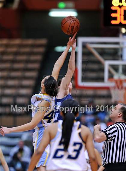 Thumbnail 1 in Monache vs. Yosemite (CIF CS D2 Final) photogallery.