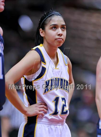 Thumbnail 1 in Monache vs. Yosemite (CIF CS D2 Final) photogallery.