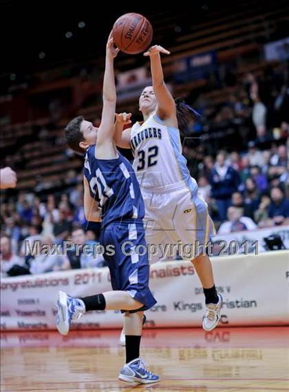 Thumbnail 1 in Monache vs. Yosemite (CIF CS D2 Final) photogallery.