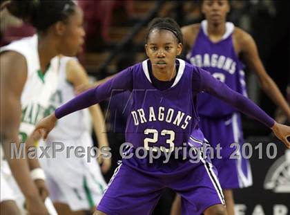 Thumbnail 2 in Sacramento vs. St. Mary's (CIF NorCal D3 Final) photogallery.