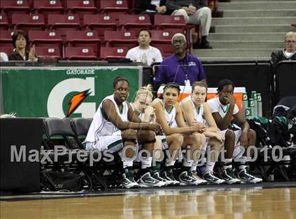 Thumbnail 2 in Sacramento vs. St. Mary's (CIF NorCal D3 Final) photogallery.