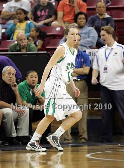 Thumbnail 1 in Sacramento vs. St. Mary's (CIF NorCal D3 Final) photogallery.