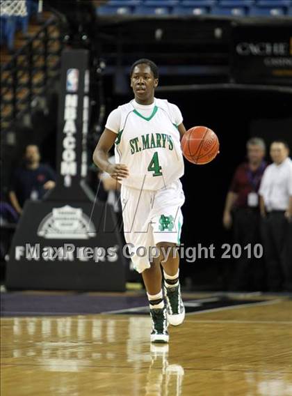 Thumbnail 2 in Sacramento vs. St. Mary's (CIF NorCal D3 Final) photogallery.