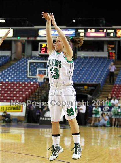 Thumbnail 2 in Sacramento vs. St. Mary's (CIF NorCal D3 Final) photogallery.