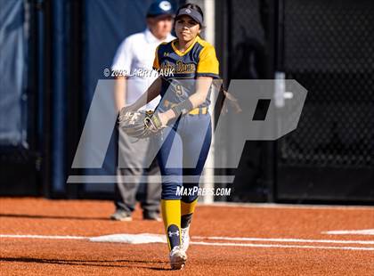 Thumbnail 3 in Notre Dame vs Carlmont (CIF CCS Division 1 Semifinal) photogallery.